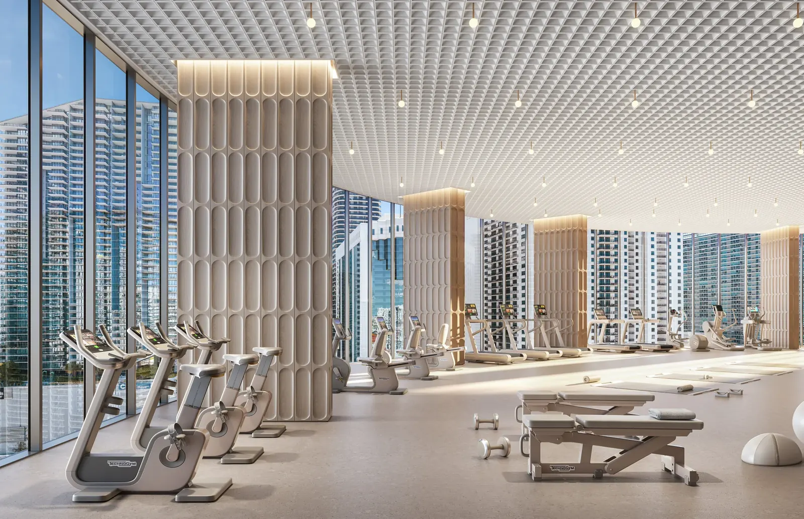 Gimnasio con equipamiento Technogym